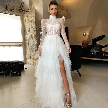 Benzersiz Yüksek Boyun Bir Çizgi düğün elbisesi Katmanlı Uzun Kollu Yan Bölünmüş gelin kıyafeti Illusion Geri Sweep Tren Vestido De Novia