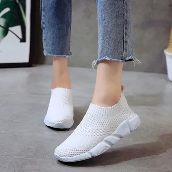 2022 Kadın Düz beyaz ayakkabı üzerinde Kayma Kadın Hafif Beyaz Sneakers Yaz Sonbahar Rahat Chaussures Femme Sepeti Flats ayakkabı