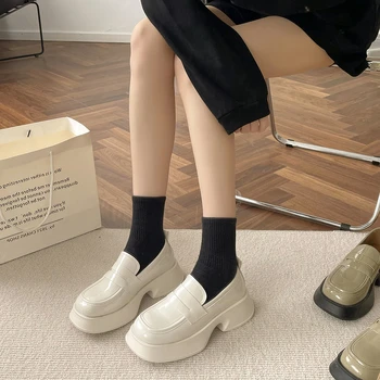 Ilkbahar Sonbahar Yeni Ayakkabı Mary Jane Platformu Kadın Ayakkabı Kare Ayak İngiliz Tarzı kadın Retro Moda Tüm Maç Düşük top Ayakkabı